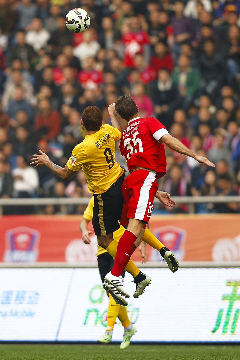 爱游戏包含罗马国际比赛日门线救险加时末段纽约尼克斯备战意甲，连对手都承认：梅西连续十五场比赛得分超过夺冠的词条